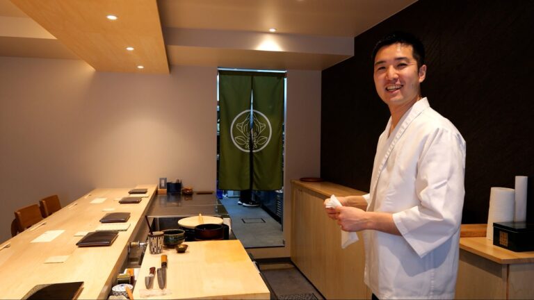 サラリーマンから鮨職人へ！シャリだけでも旨い。新宿の隠れ家寿司店「すし日和」に密着