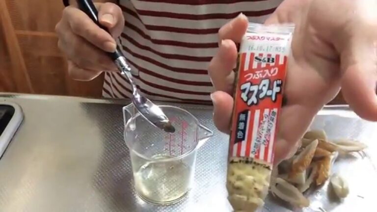 ちくわレシピ簡単人気　しめじとちくわの粒マスタード炒め　Chikuwa recipe