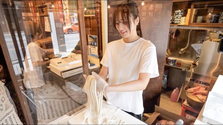 美しすぎるうどん看板娘が行列店をぶん回す！圧倒的なこだわり店主の父と娘の天ぷらうどん食堂物語