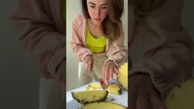 Green Summer Smoothie for Weight Watchers | Pineapple 🍍& Mango