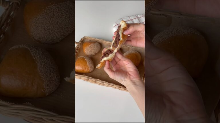 栗の形の栗餡パン作ってみた🌰 #栗あんぱん #栗餡パン #栗あんパン #秋スイーツ #栗スイーツ #栗パン #パン作り #お菓子作り