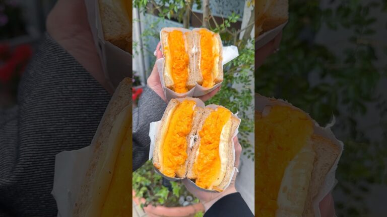 卵5個で作る半熟オムレツチーズサンド🍳 #japanesefood