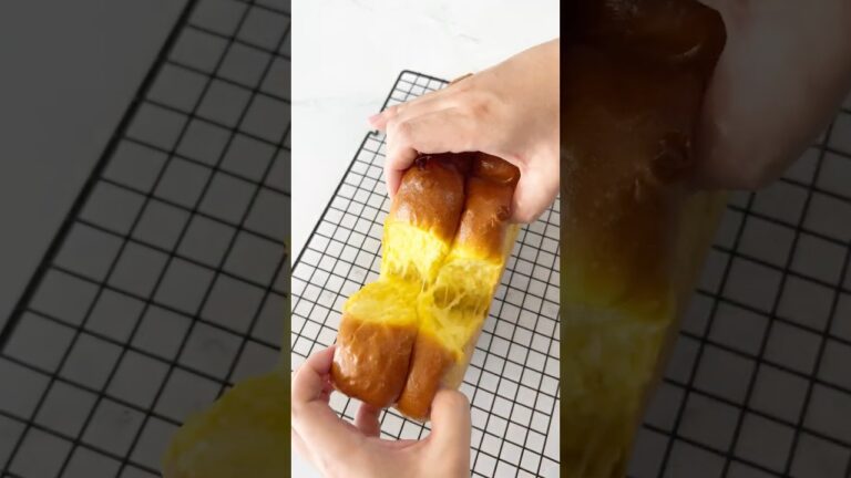 Soft and fluffy kabocha pumpkin shokupan and sweet pumpkin buns fresh from the oven 🍞🧡 #shokupan