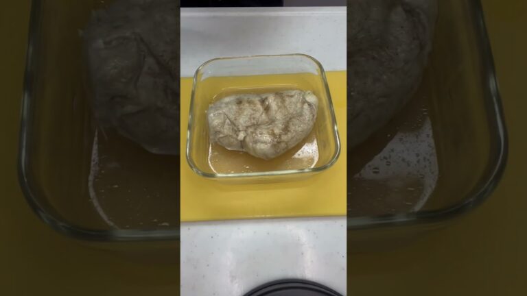 レンジで蒸し鶏　#蒸し鶏 #むね肉 #レンジ #簡単料理 #簡単レシピ #筋肉  #shorts