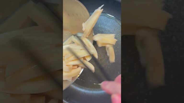 簡単シャキシャキ！豚肉とれんこんの中華炒め #簡単レシピ #料理