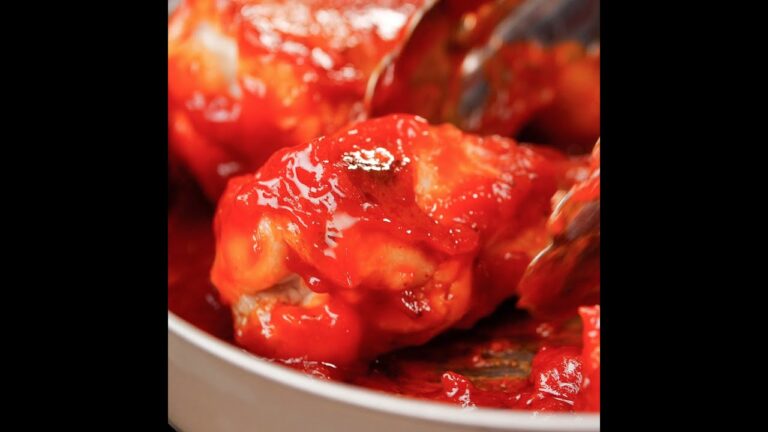 「ワンパンでお手軽！焼きケチャップで手羽元の旨辛バッファローウィング」