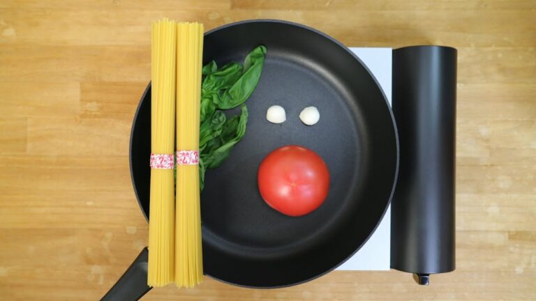 2人分のマルゲリータみたいなパスタをワンポットで作りたい【ワンポットパスタ】【鍋2つ洗いたくない】【まな板を洗いたくない】