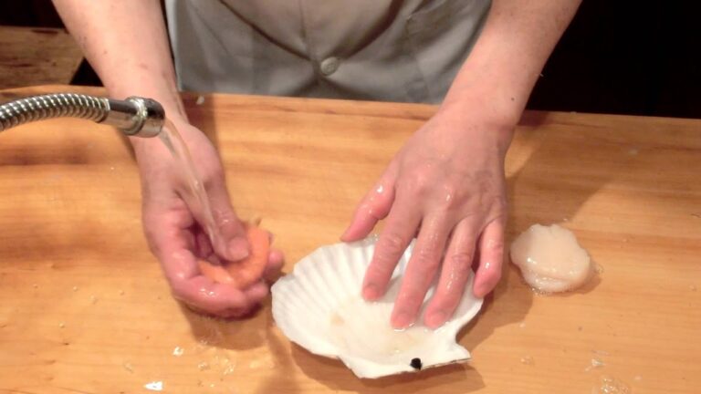 《帆立貝(ホタテガイ)の焼き物》・・・・大和の 和の料理《帆立貝焼》