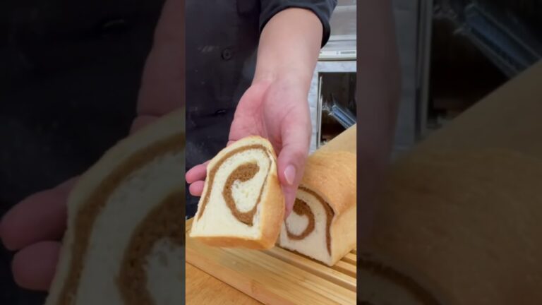 試作品！プリン食パンに挑戦！なかなか決まらないな #bread #パン #食パン #プリン