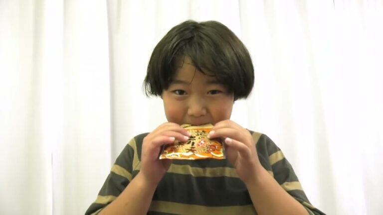 謎のとり天せんべいCM別府篇　第２０弾！