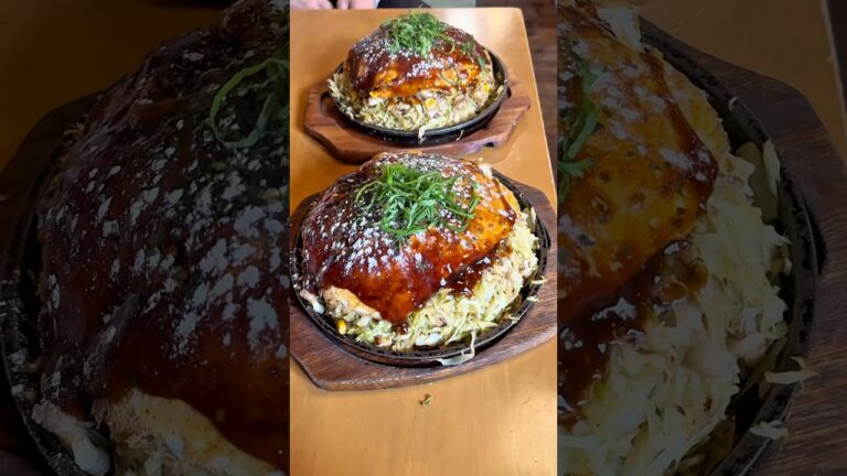 キャベツ鬼盛りで激安の大赤字キャベツ2玉お好み焼き【広島 お好みハウス しずま】