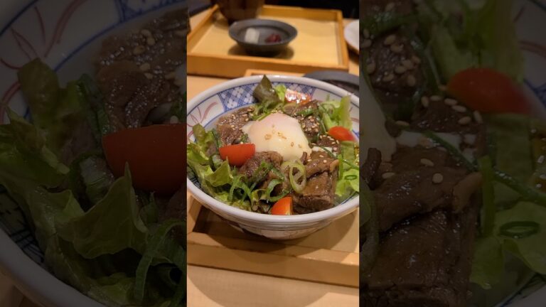 牛タン角煮丼温玉のせ(一汁五穀、和食レストラン)