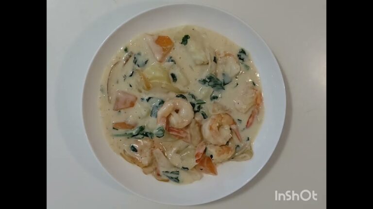 shokudo Ha+Ho*のエビとほうれん草のシチューのつくりかた　