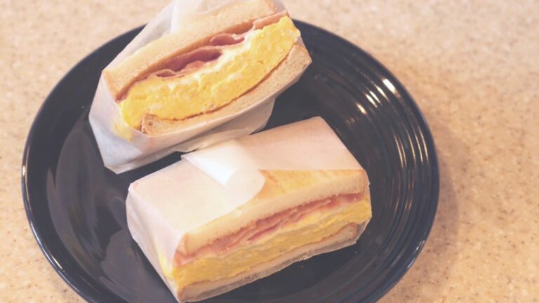 ベーコン卵サンドの作り方　HOW TO COOK A BEACON&EGG SANDWICH