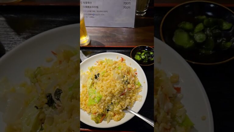 カニとレタスチャーハン 　　　　　　　　カニはカニカマです