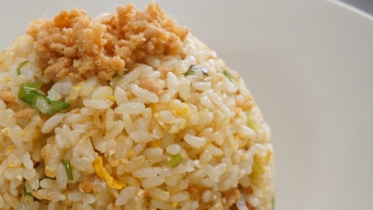 毎日炒飯12日目！【鮭マヨ炒飯】をつくってみた！本当に美味しい炒飯！絶品！！