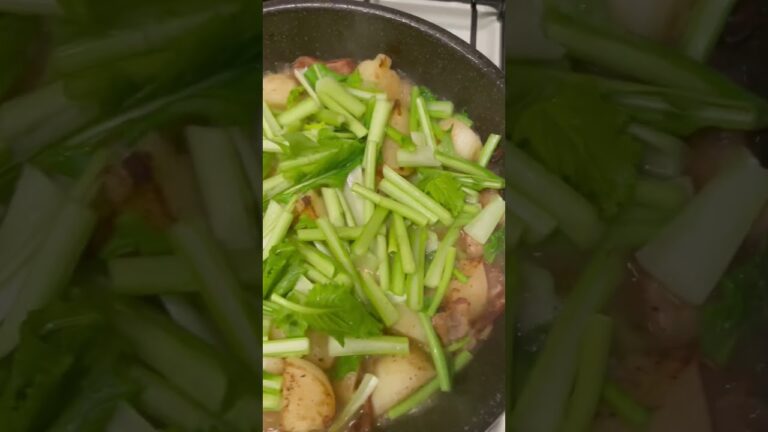 Navet au Lard カブとベーコンの煮込み　Recipe: 三國清三 #shorts