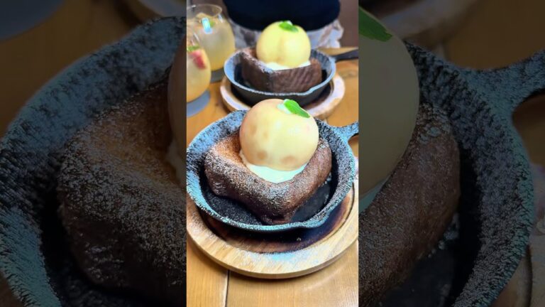 生はちみつかけ放題の桃丸ごとフレンチトースト🍑#名古屋グルメ #japanesefood