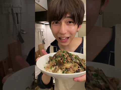 【そうめんアレンジ】茄子とひき肉のそうめん！【自炊日記】#Shorts