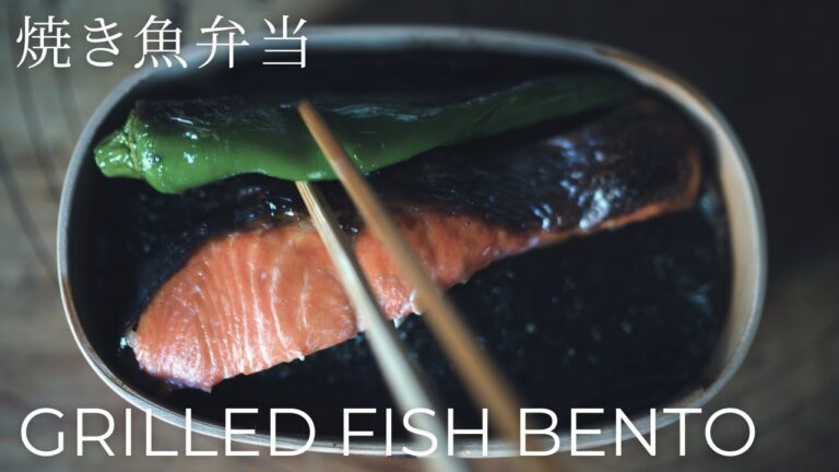 朝の台所、お弁当作り。月曜日は焼き魚弁当