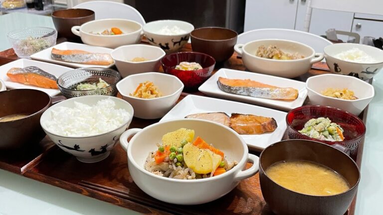 10月8日✰晩ごはん作り♩♩♩塩バター肉じゃが！簡単&コクうま😋デザートにチーズスフレ！！！材料・分量は概要欄に書いてます📝