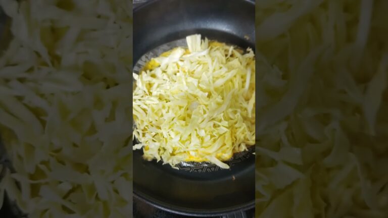 春キャベツとライスペーパーで作る簡単ヘルシーキャベツ焼き😋