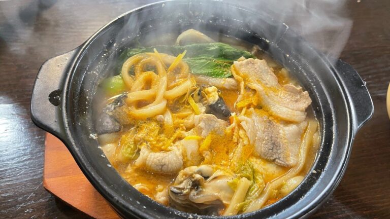 汗だくになるほど体があったまる！【牡蠣チゲうどん】の作り方