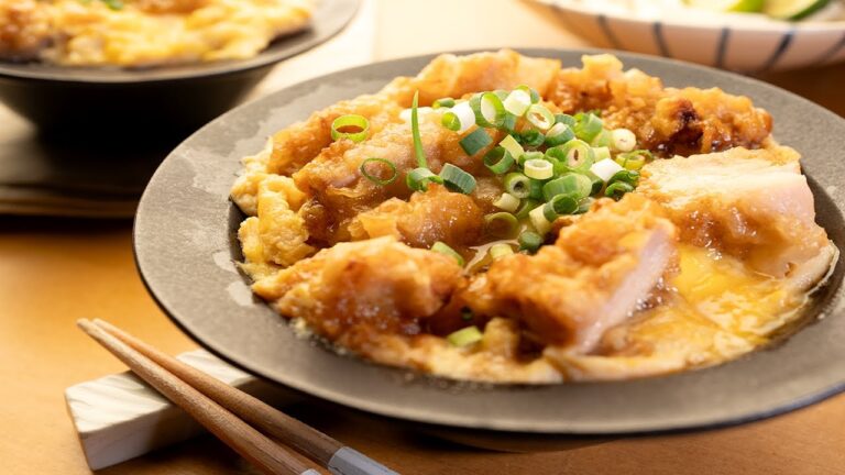 【めんつゆだけで】超ズボラなのにみんなに喜ばれる『リメイク親子丼』