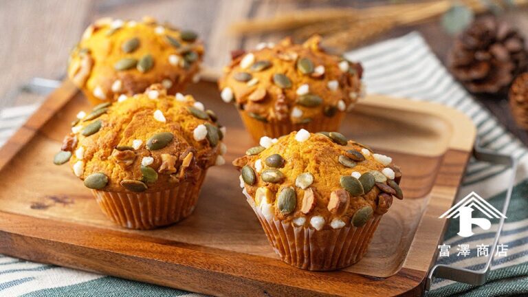 フレークで簡単！ざくざくかぼちゃマフィン / お菓子のレシピ