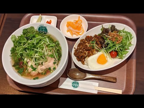 ベトナム料理 ふぉーの店 枚方店 大阪 ガパオライスや海老生春巻き付きランチセット 自家製パン使用バインミー