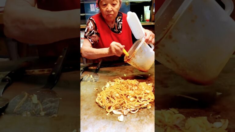 ホルモンうどん