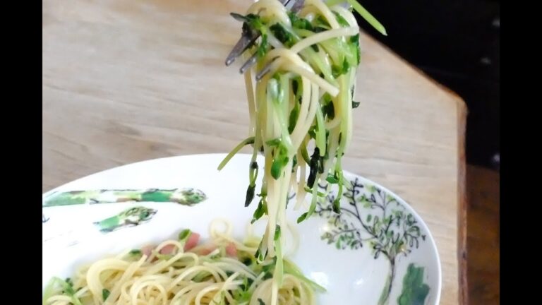 豆苗を絡めて食べる !  ～豆苗の和風スパゲッティ～