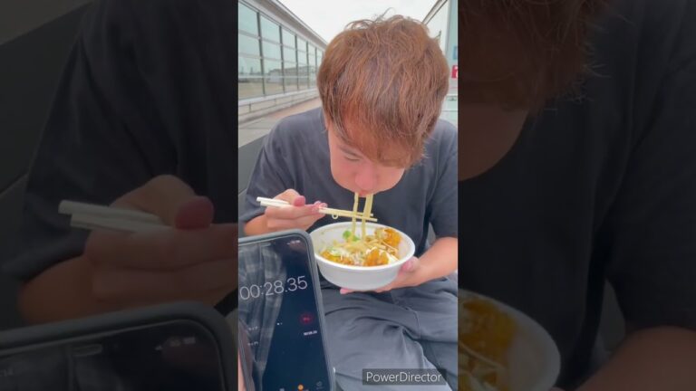 【早食い】丸亀製麺のタル鶏天ぶっかけうどん30秒で食べ切れるかやってみた！！【チャレンジ企画】#shorts #大食い #飯テロ #期間限定