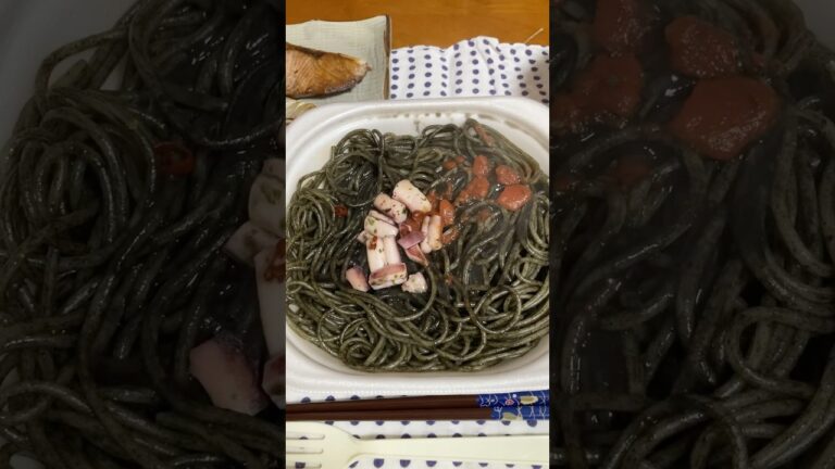 サイゼリアと遜色ないセブンの絶品イカ墨パスタ🦑🍝