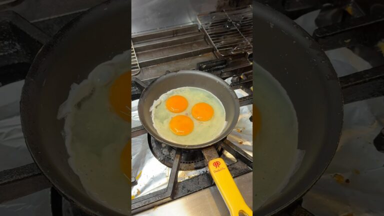 背徳すぎる悪魔オムライス🥚 #japanesefood