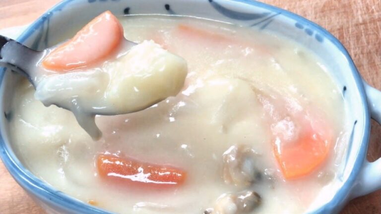 【クリームシチュー】市販のルーにある物を加え絶品シチューを作る！