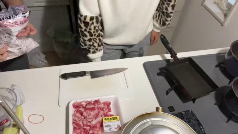 【お弁当】大慌てで肉じゃが弁当を作る