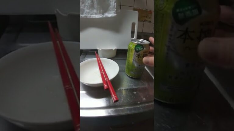 俺の好きなおでん「小結び しらたき」を食べて、KIRIN「本搾り グレープフルーツ」を飲むだけの動画