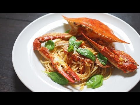 渡り蟹のトマトクリームパスタの作り方