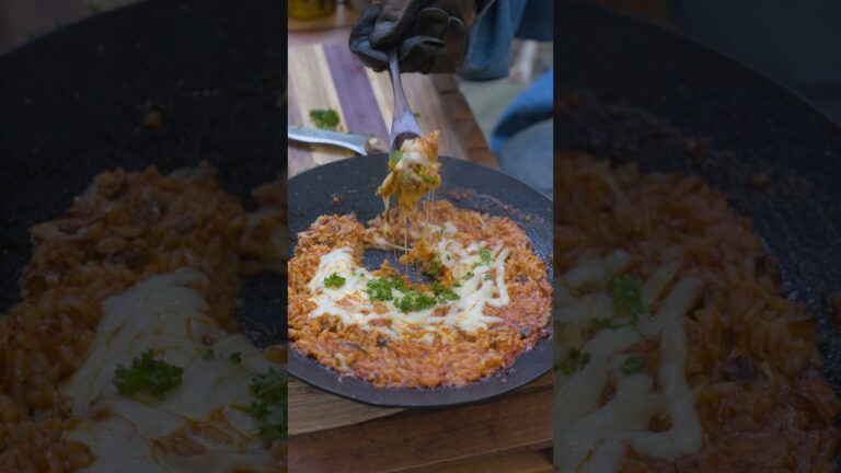 サバ缶のトマトガーリックリゾット風（レシピは説明欄に記載）