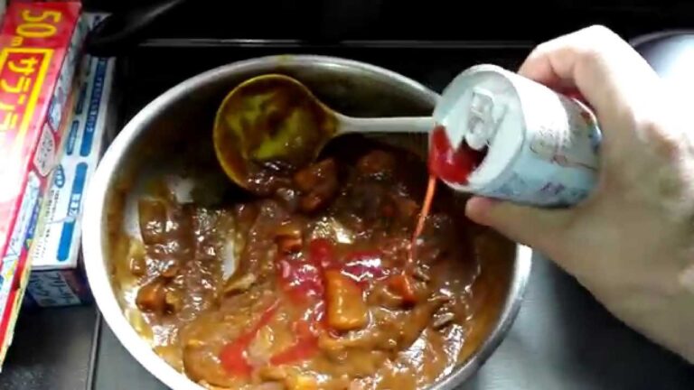 カレーに無塩トマトジュース
