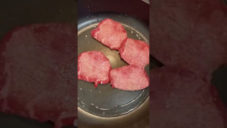 『特製ダレ、牛タン丼🐮』