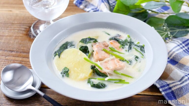 【鮭とほうれん草のクリーム煮】生クリーム不要！牛乳で簡単♪フライパンでパパッと！