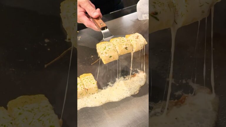 とろとろのチーズがたっぷり！鉄板で作るだし巻き卵【BY THE WAY】 #japanesefood