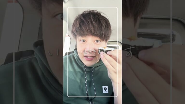 コストコのサーモンポキロールが全国発売開始!?#さとひろ #youtubefood #飯テロ #爆食 #コストコ #サーモン