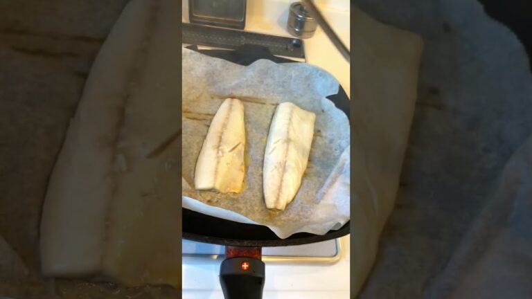 サバを焼く時クッキングシートがおすすめ #tiktok #料理 #暮らし