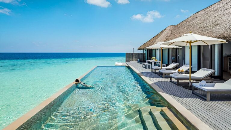 COMO Maalifushi Maldives, Ultra-Luxury Resort, Amazing Overwater Villa | 4K Tour & Vlog