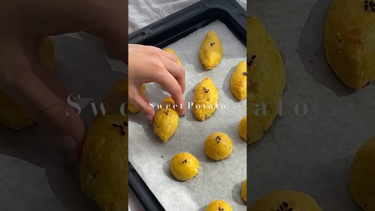 【 #homebaking 】ビジュ最強のスイートポテト🍠💟
