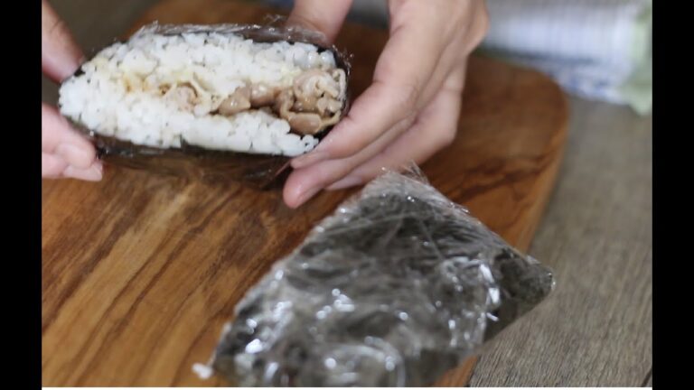 「生姜焼きのおにぎらず」レシピ