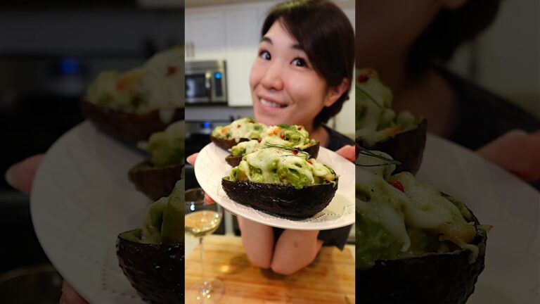 アボカドとベーコンの組み合わせ最強。アボカドグラタン🥑 #avocado #cooking